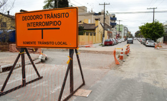 DEODORO : Primeiro lote do corredor de ônibus em fase final