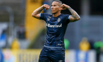 GOLEADA NA ARENA : Jael é cruel com o Botafogo