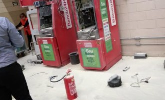 MAXXI ATACADO : Bandidos explodem dois caixas  eletrônicos