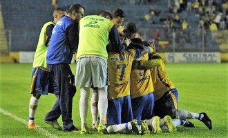 PELOTAS 100% : Imbatível na Boca do Lobo