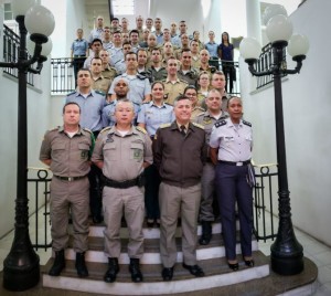 ATIVIDADE para qualificar os policiais militares do projeto