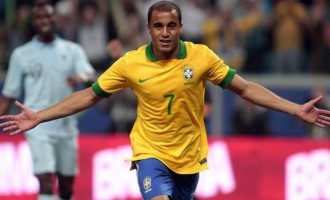 SELEÇÃO : Everton fora e Lucas chamado