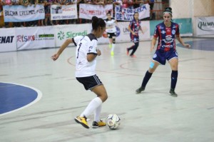 Malgi perde para a Celemaster o segundo jogo da decisão: é vice-campeã estadual de futsal feminino Foto: Victor Thompesen/Divulgação 