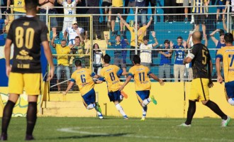 PENA MÍNIMA AO LOBO : Pelotas perde apenas um mando de campo em jogo do Gauchão