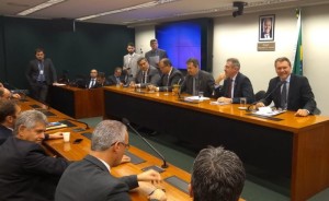 DEPUTADO Afonso Hamm preside a Frente Parlamentar