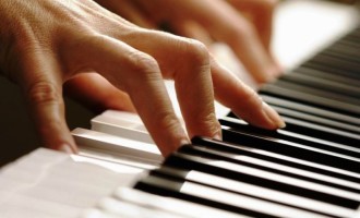 Recital de jovens pianistas arrecadará brinquedos