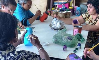 BAZAR BARONESA :  Artesanato e brechó no CAPS