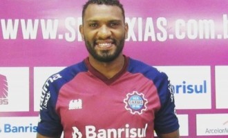 MAIS DOIS : Brasil confirma contratação de lateral direito e atacante para o Gauchão