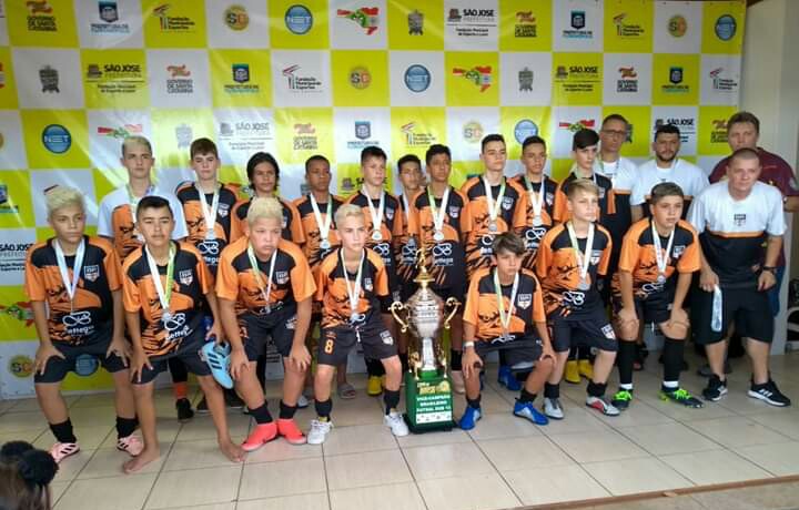 Equipe sub-13 da BR fica com a segunda colocação da Copa do Brasil de futsal em Florianópolis
