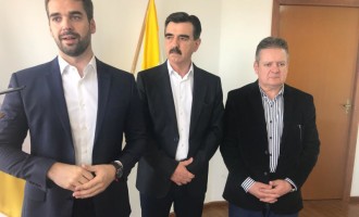 PALÁCIO PIRATINI : Eduardo anuncia Otomar Vivian para a Casa Civil