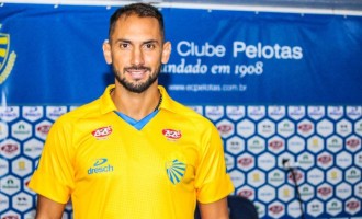PELOTAS  : Atacante paraguaio é contratado