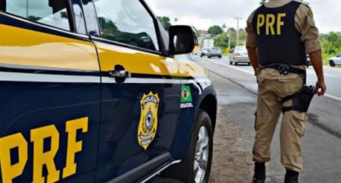 POLÍCIA RODOVIÁRIA  : Veículos estrangeiros flagrados na tentativa de ocultar as placas