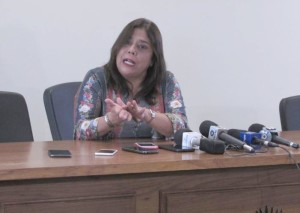 A Promotora de Justiça responsável pela Saúde Pública, Rosely de Azevedo Lopes reuniu a imprensa em entrevista coletiva 