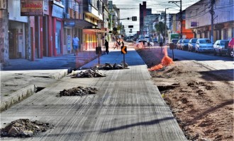 Deodoro: Avança concretagem do corredor de ônibus do trecho 3