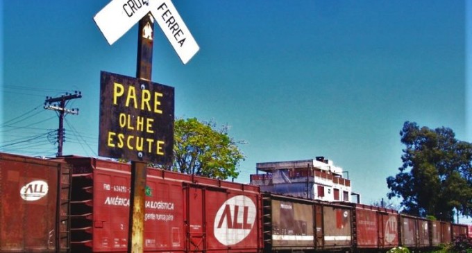 Solução para passagem do trem pelo bairro Simões Lopes é discutida na Prefeitura
