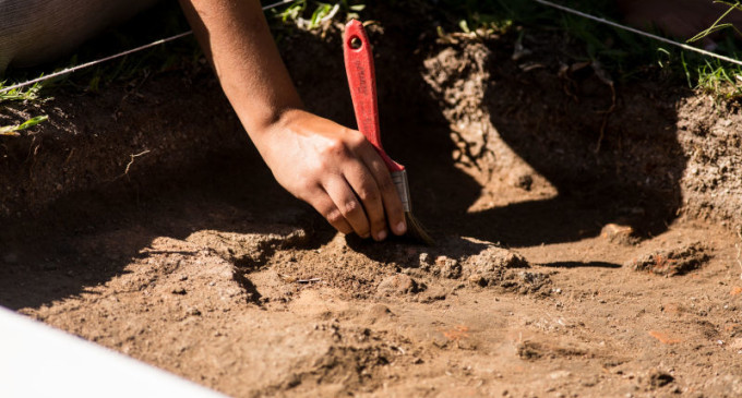 Começa a escavação arqueológica no  Parque da Baronesa