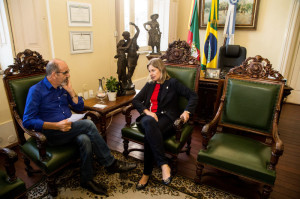 Vereador Vicente Amaral (PSDB) com a prefeita Paula