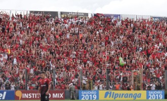 BRASIL : Torcida como reforço à recuperação