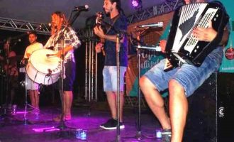 DOMINGO : 64ª edição do projeto “Sofá na Rua”