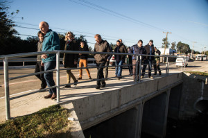 A antiga ponte de madeira, com a estrutura fragilizada, foi substituída por uma nova, com o investimento de R$ 310 mil. 