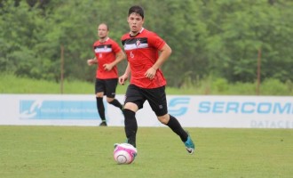 BRASIL : Desejo antigo do Xavante, Person vem por empréstimo