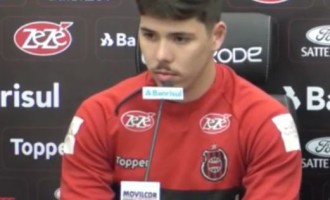 BRASIL  : Jogadores se despedem do clube