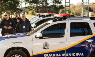 Guarda Municipal recebe viaturas e armas
