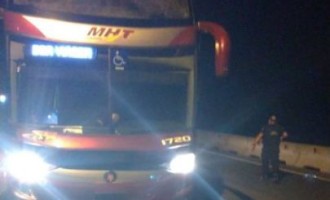 ASSALTO NA ESTRADA : Excursão de Pelotas tem ônibus invadido por assaltantes