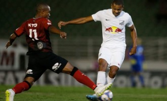 SÉRIE B : Brasil mede forças, mas perde para o melhor time