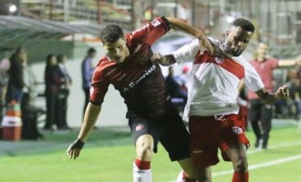 BRASIL :  Xavante encara CRB mirando ultrapassar adversário