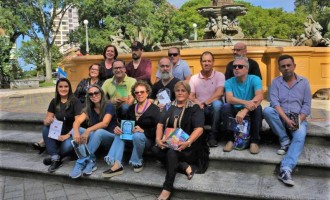 PROJETO BEM VIVER : Escritores levam seus livros ao Lindóia