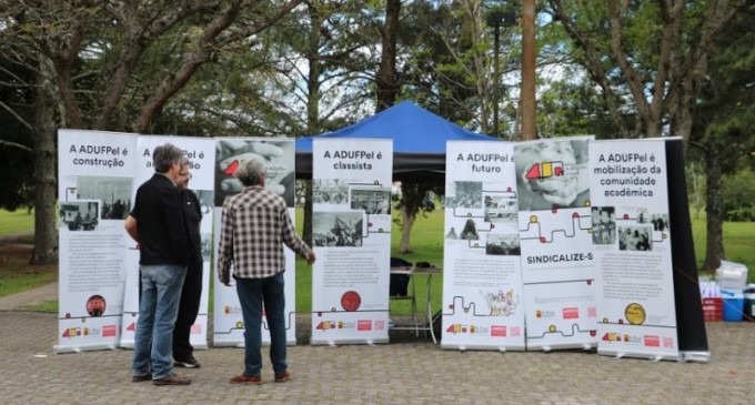 Faculdade de Agronomia recebe a exposição dos 40 anos da ADUFPel