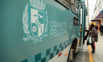 NA SEGUNDA-FEIRA : Ônibus voltam a transitar pela Deodoro