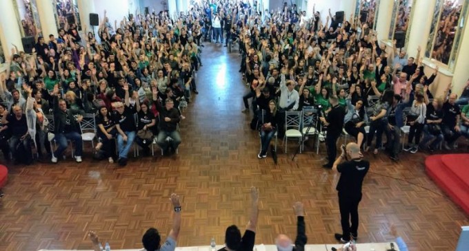 JUDICIÁRIO/RS : Servidores encerram greve e comemoram várias conquistas