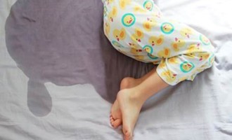 Punição atrapalha a melhora dos casos de xixi na cama