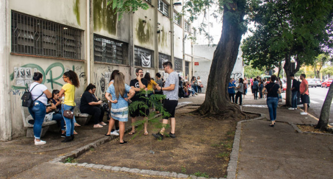 Mais de 7 mil candidatos disputam vagas no concurso da Prefeitura