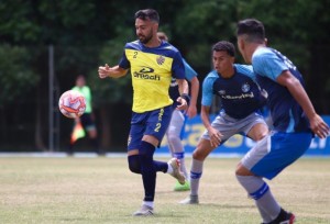 Wallacer fez o gol áureo cerúleo contra o Grêmio Foto: Tales Leal / EC Pelotas