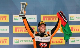 AUTOMOBILISMO : Gabriel Robe comemora semana mais do que especial