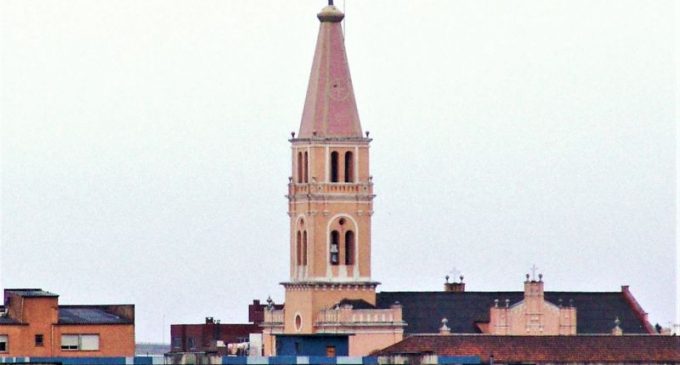 Paróquia do Porto realiza ato em homenagem às vítimas da covid em Pelotas