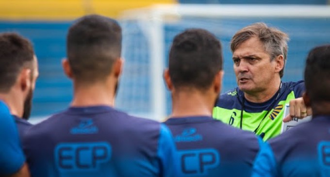 WINCK : “Temos seis decisões pela frente”, afirma o treinador do Pelotas