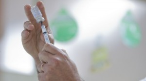 A próxima remessa será de 284 mil doses de vacinas sendo encaminhadas às 19 Coordenadorias Regionais (CRSs) a partir de sexta-feira, dia 17 de abril.