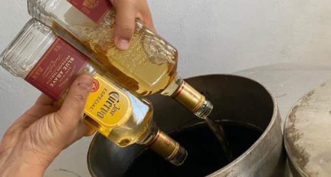 Receita Federal em Pelotas doa mais de 34,4 mil garrafas de bebidas alcoólicas para produção de álcool gel