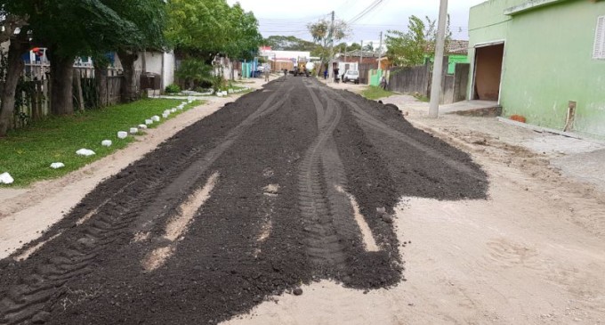 Prefeitura realiza obras nos acessos e entorno da UPA Bento