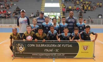 INICIATIVAS LOCAIS  : Em crescimento, EPV mescla inovação e boa didática no Futsal