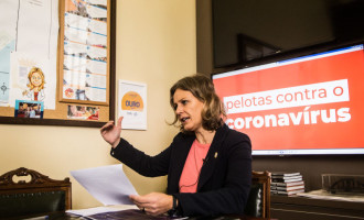 Prefeita anuncia novo decreto de enfrentamento à pandemia