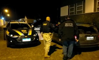 PRF, Receita Federal e Brigada Militar apreendem cigarros contrabandeados em Pelotas