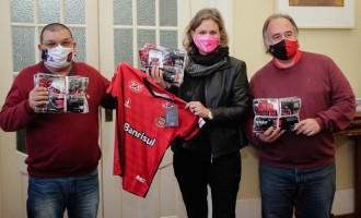 Grêmio Esportivo Brasil doa 870 máscaras para o Centro Covid
