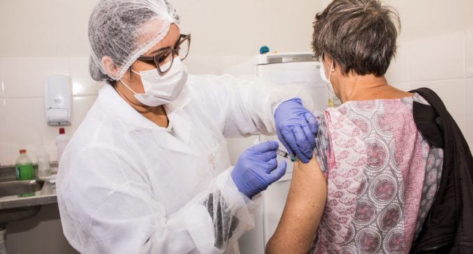 Segunda etapa de vacinação contra gripe começa nesta terça