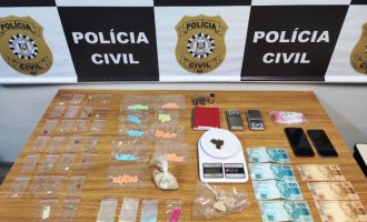 FLAGRANTE  : Polícia Civil e PRF prendem  Casal com drogas sintéticas