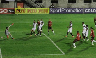 NOVA IGUALDADE : Brasil sai atrás da Ponte Preta em gol de pênalti, mas busca empate com Lázaro